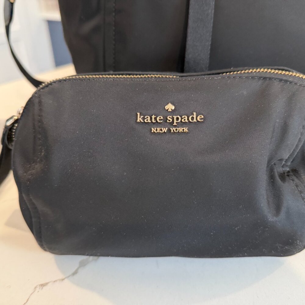 Kate Spade Chelsea weekender bag, black And Two Travel Makeup Cases Bundle - Picture 12 of 14